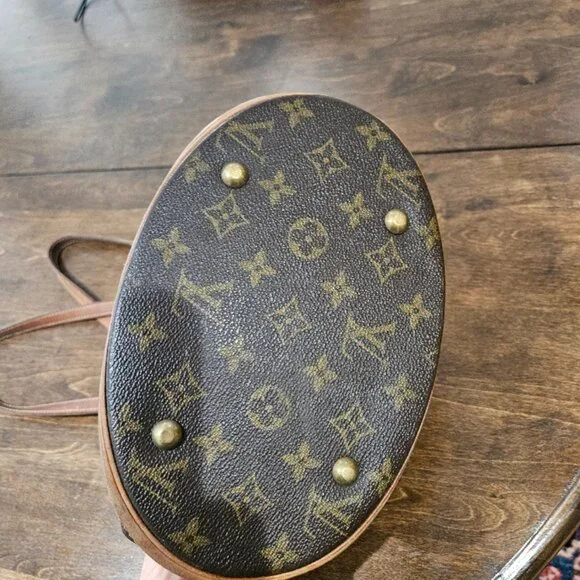 LOUIS VUITTON PETIT BUCKET - Picture 4 of 15